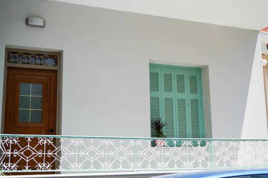 ευχάριστο σπίτι στο κέντρο της πόλης του ναυπλίου. Apartment *